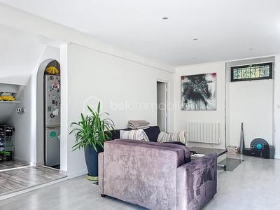 Maison de village - 92 m² - 5 pièces