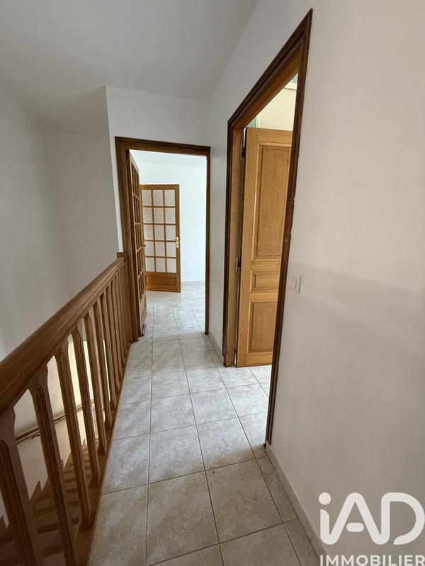 Maison - 213 m² - 9 pièces