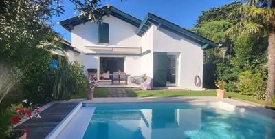 Maison - 94 m² - 4 pièces