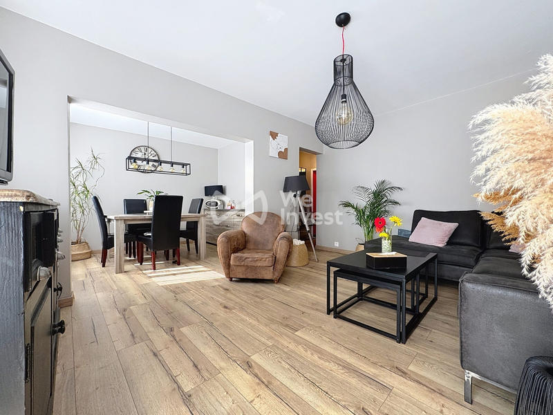 Appartement - 87 m² - 5 pièces