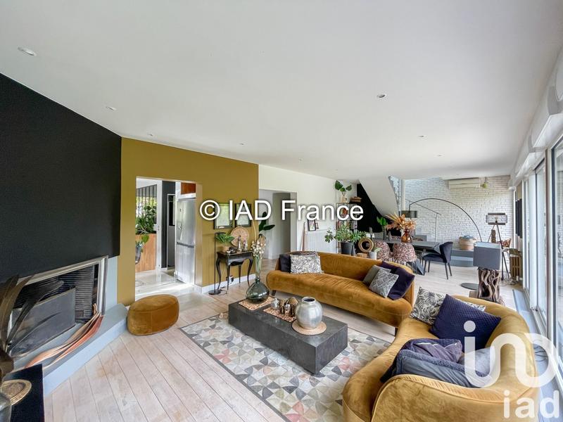 Maison - 189 m² - 7 pièces