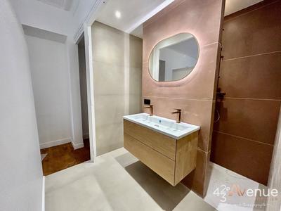 Appartement - 155 m² - 6 pièces