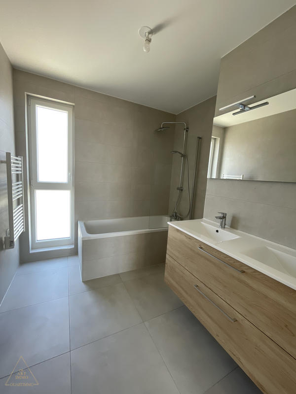 Duplex - 112 m² - 5 pièces