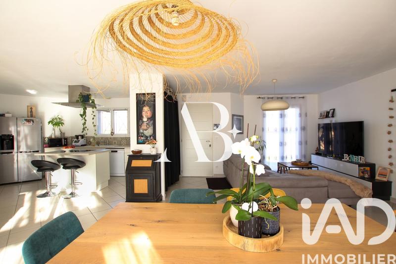 Maison - 100 m² - 4 pièces