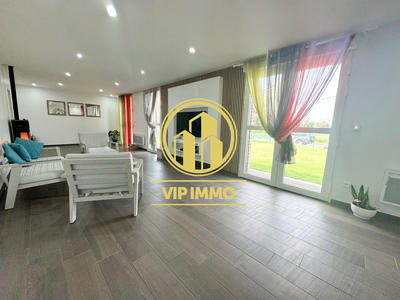 Maison - 180 m² - 5 pièces