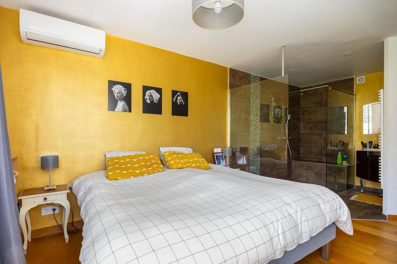 Villa - 181 m² - 5 pièces