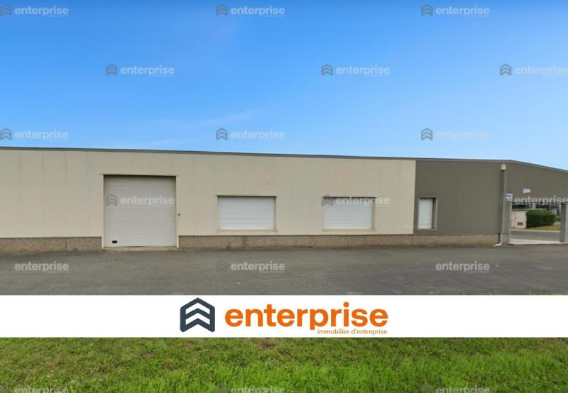 Local d'activité / Entrepôt - 560 m²