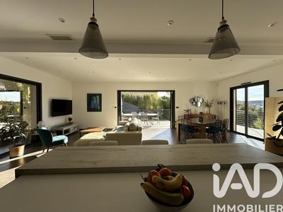 Maison - 128 m² - 5 pièces