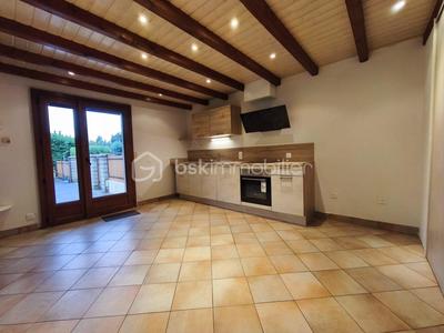 Maison traditionnelle - 172 m² - 4 pièces