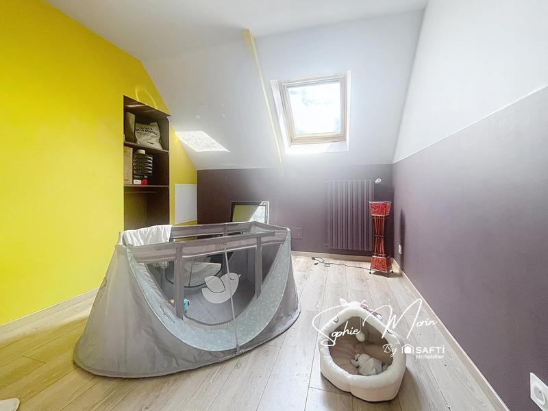 Maison - 111 m² - 4 pièces