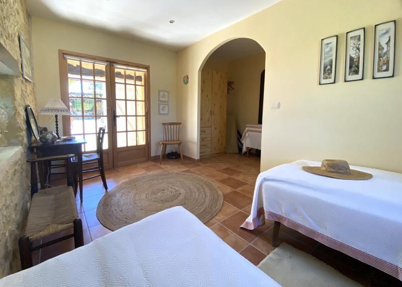 Maison traditionnelle - 163 m² - 7 pièces