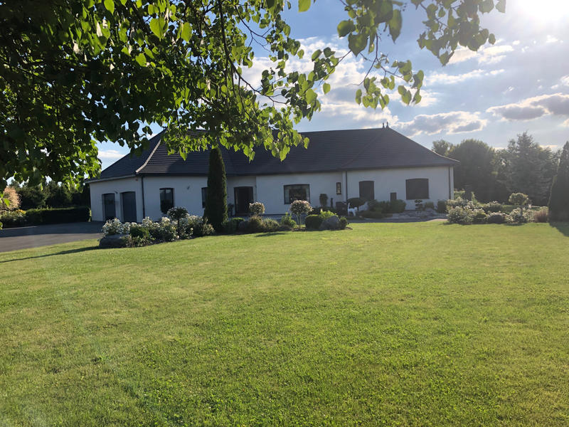 Maison - 232 m² - 6 pièces