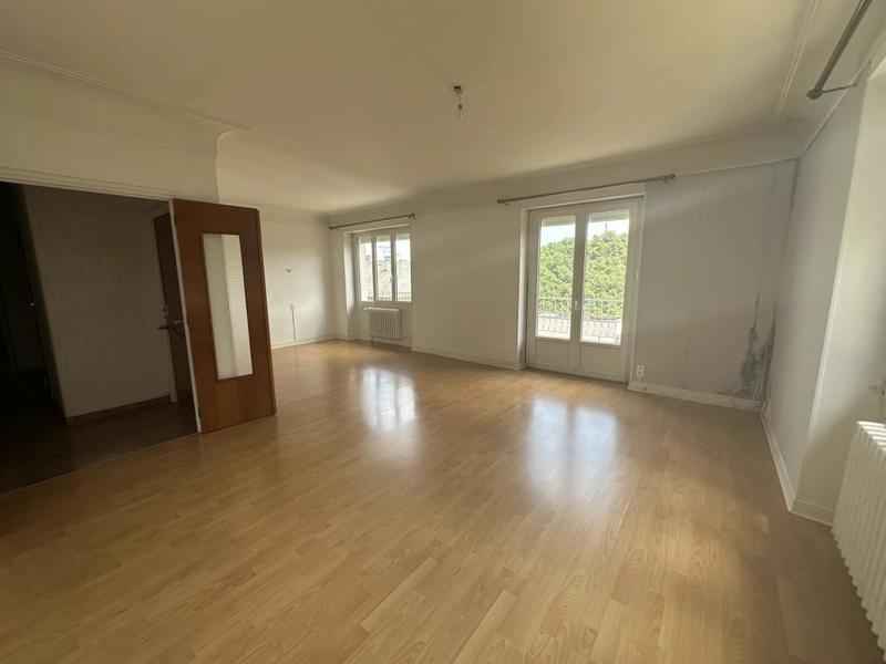 Maison de ville - 181 m² - 9 pièces
