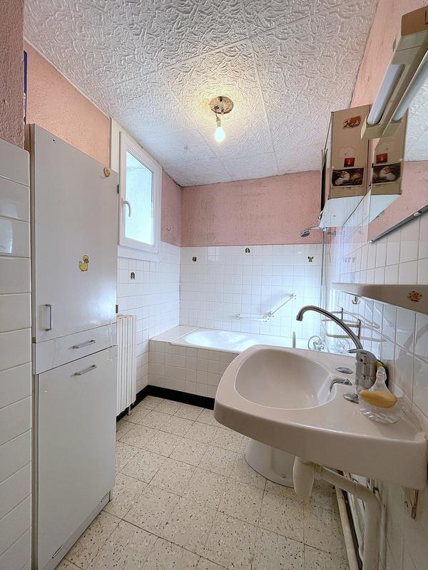 Maison - 77 m² - 3 pièces