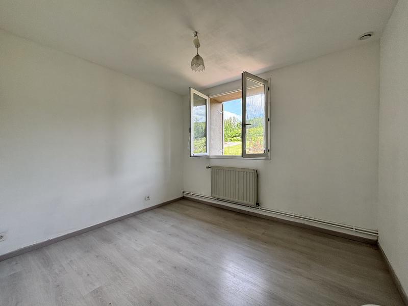 Maison - 92 m² - 5 pièces