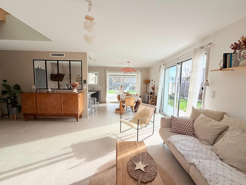 Maison - 149 m² - 7 pièces