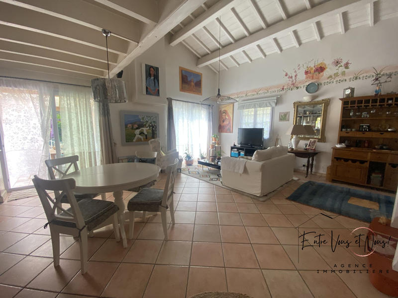 Maison traditionnelle - 176 m² - 4 pièces