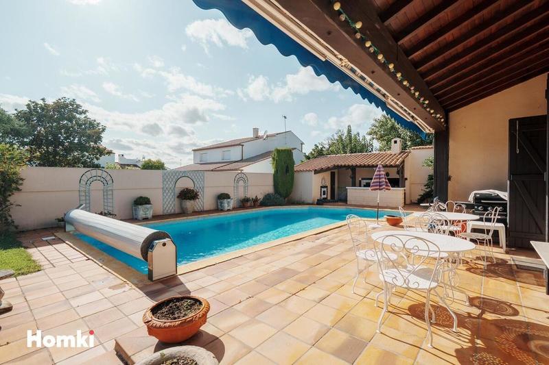 Villa - 290 m² - 6 pièces