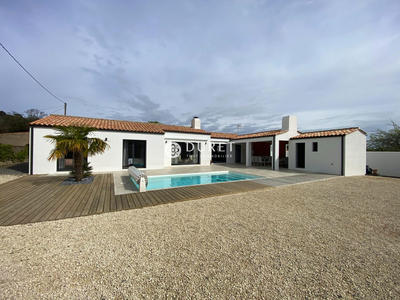 Maison contemporaine - 138 m² - 5 pièces