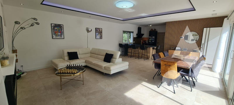 Maison - 164 m² - 7 pièces