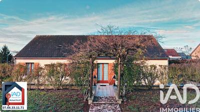 Maison - 98 m² - 5 pièces