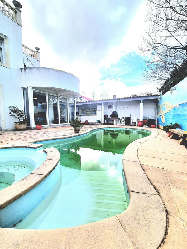 Appartement - 102 m² - 4 pièces