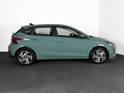 Hyundai i20 Intuitive Neuve 0km Garantie 2030 Carplay Camera Regul Clim Cockpit Sieges Chauff Gps