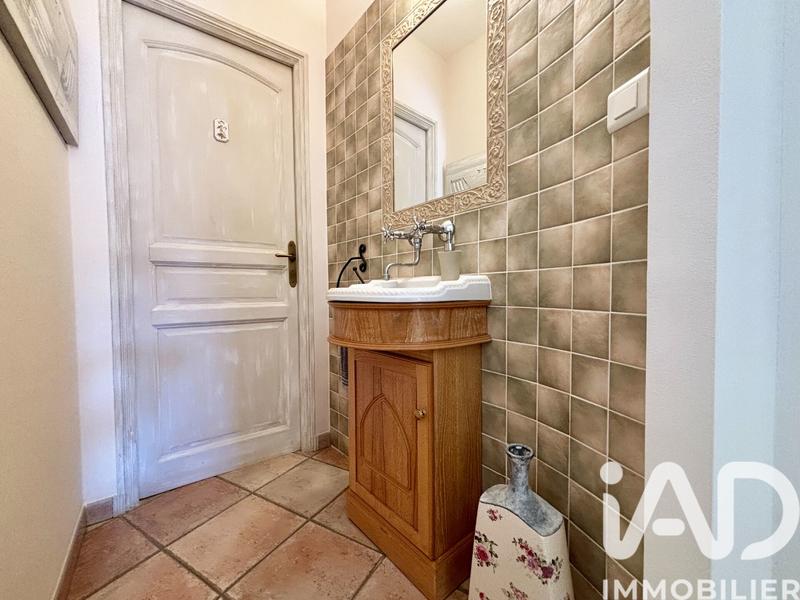 Maison - 260 m² - 7 pièces