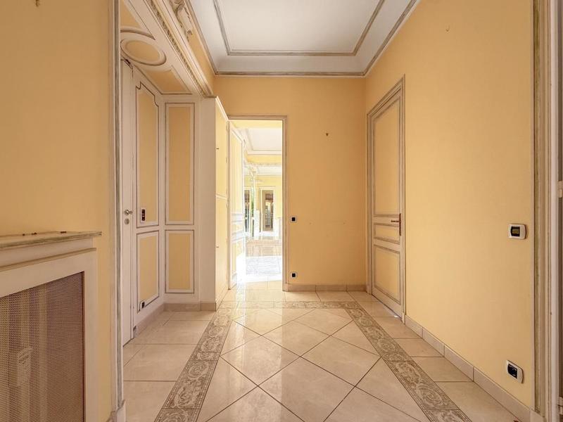 Appartement - 60 m² - 2 pièces