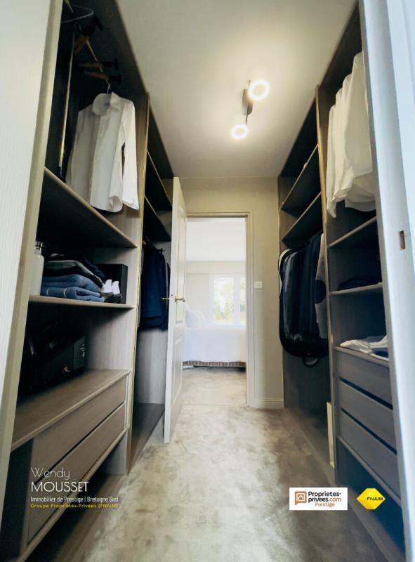 Maison - 285 m² - 8 pièces