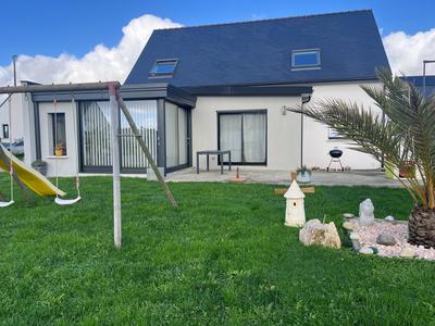 Maison - 122 m² - 6 pièces