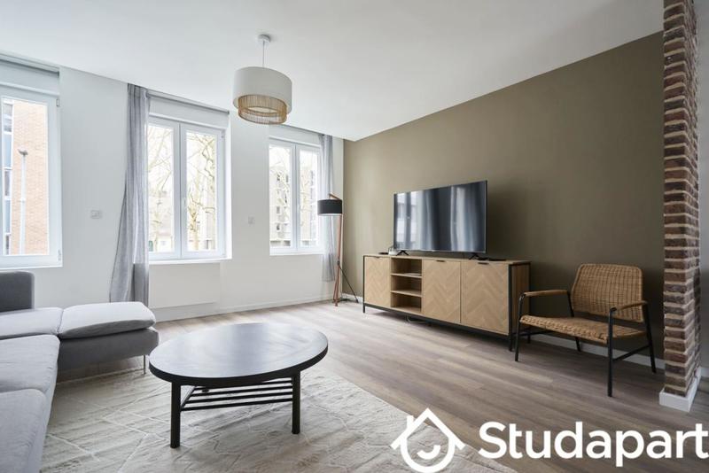 Chambre - 11 m² - 1 pièce