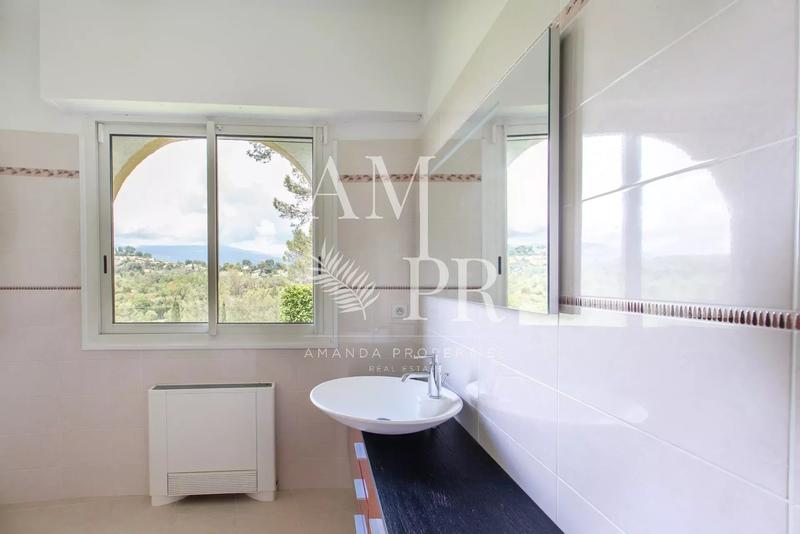 Villa - 540 m² - 13 pièces