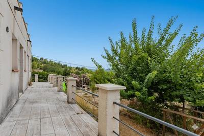 Maison - 150 m² - 8 pièces