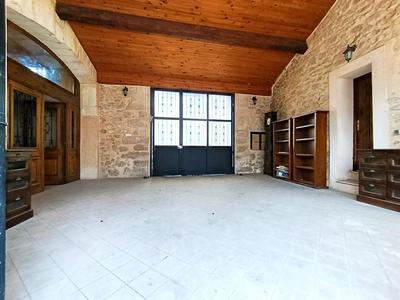 Maison - 240 m² - 10 pièces