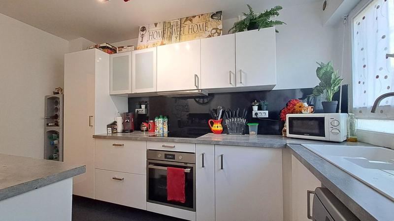 Appartement - 79 m² - 4 pièces