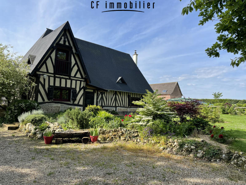 Maison - 250 m² - 8 pièces