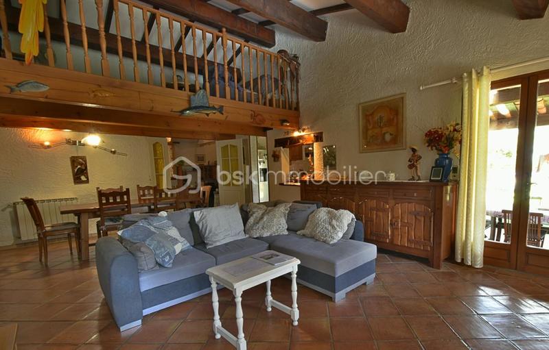 Maison - 150 m² - 5 pièces