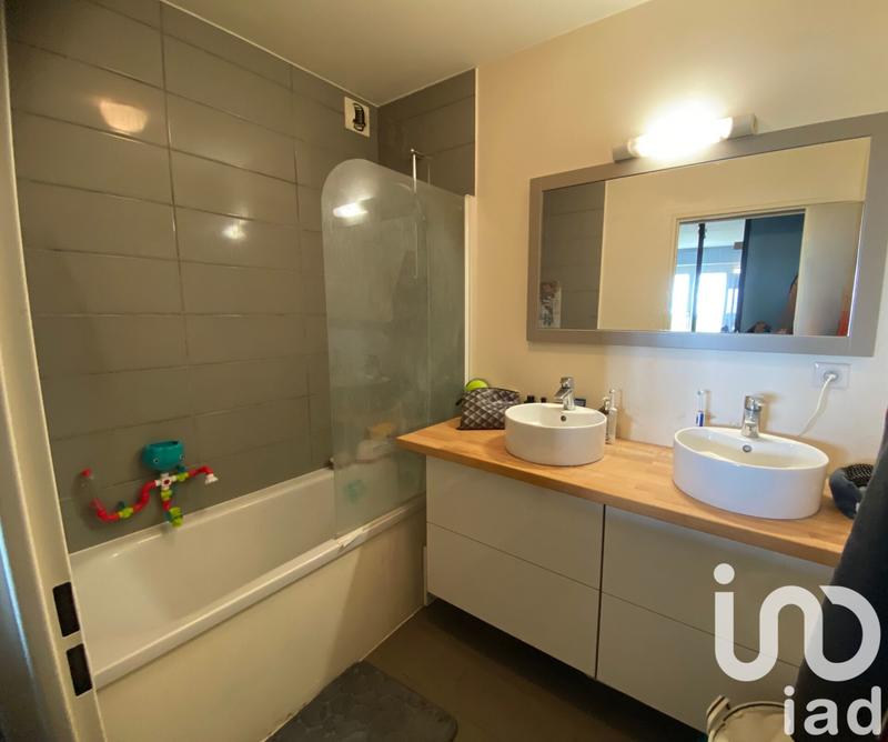 Appartement - 95 m² - 5 pièces