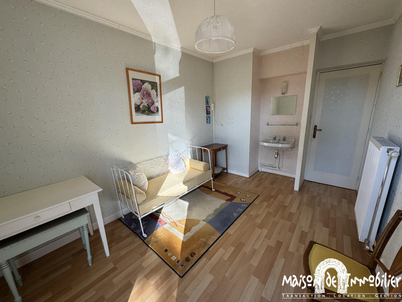 Maison - 111 m² - 6 pièces