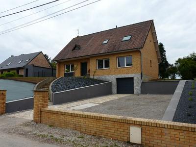 Maison - 153 m² - 8 pièces