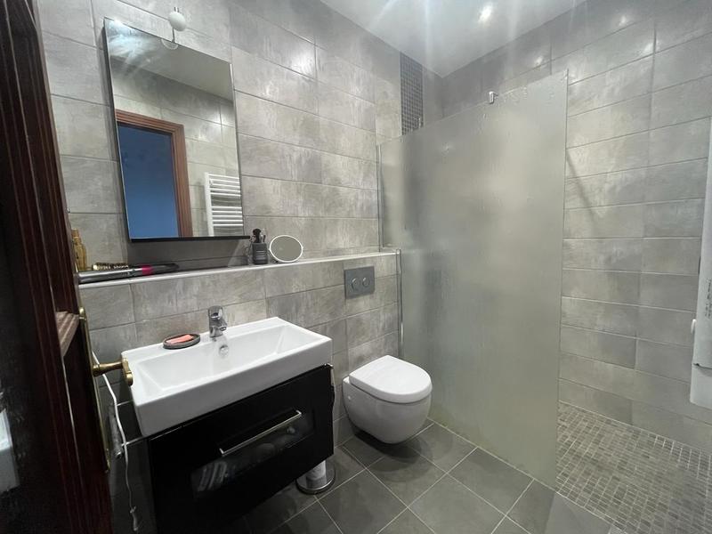 Appartement - 92 m² - 3 pièces