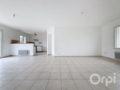 Maison de ville - 83 m² - 4 pièces