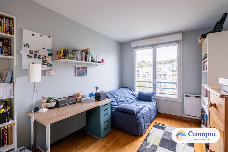 Appartement - 96 m² - 5 pièces