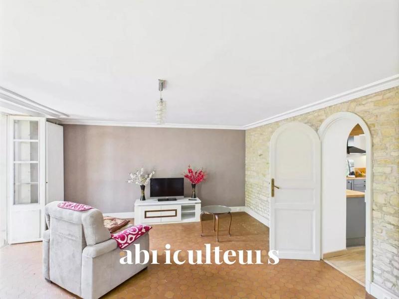 Maison - 258 m² - 12 pièces