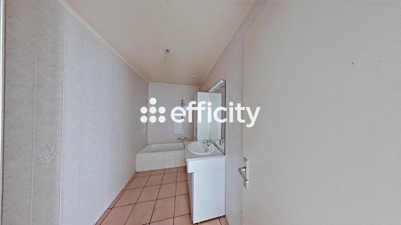 Appartement - 90 m² - 4 pièces