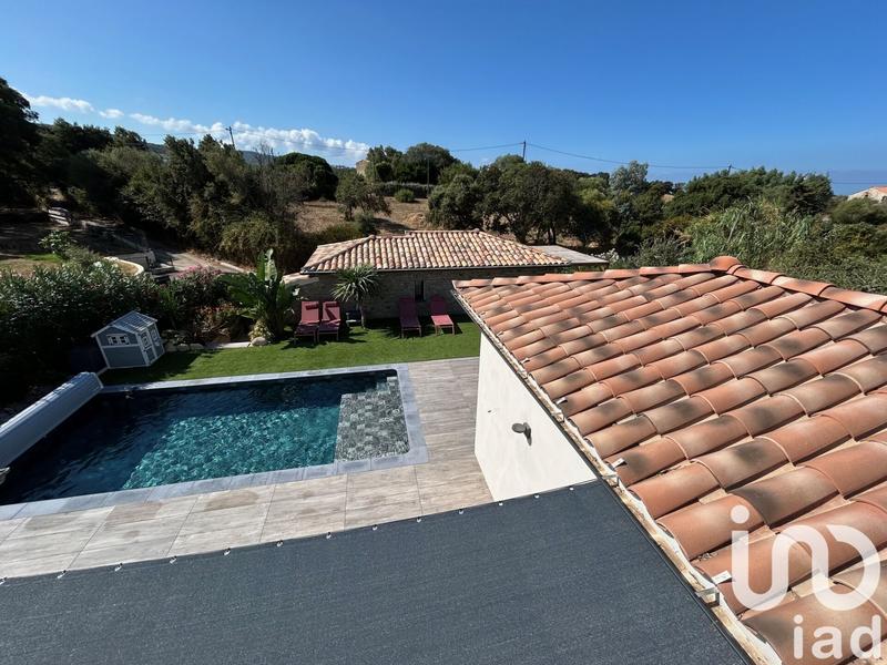 Maison - 207 m² - 8 pièces