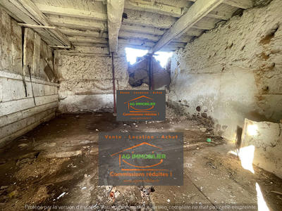 Maison - 260 m² - 4 pièces