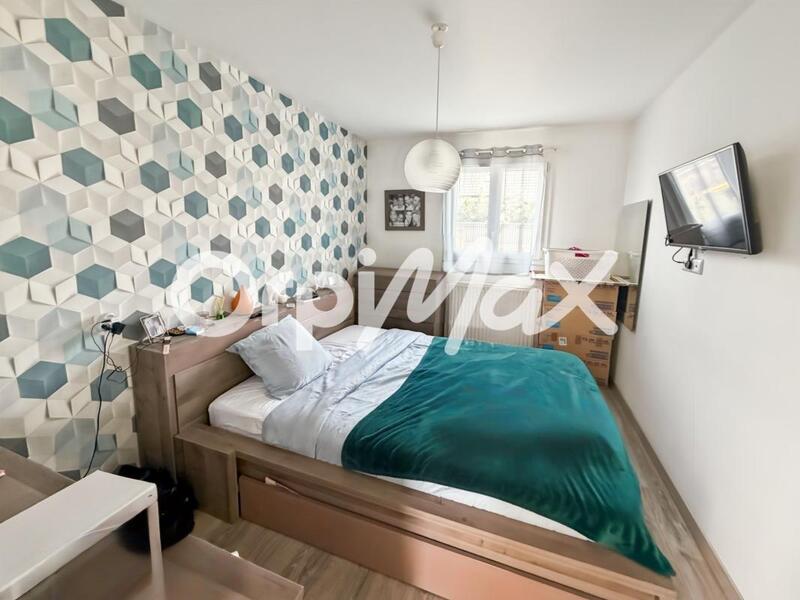 Maison - 103 m² - 4 pièces