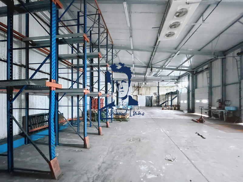 Local d'activités - 3 200 m²